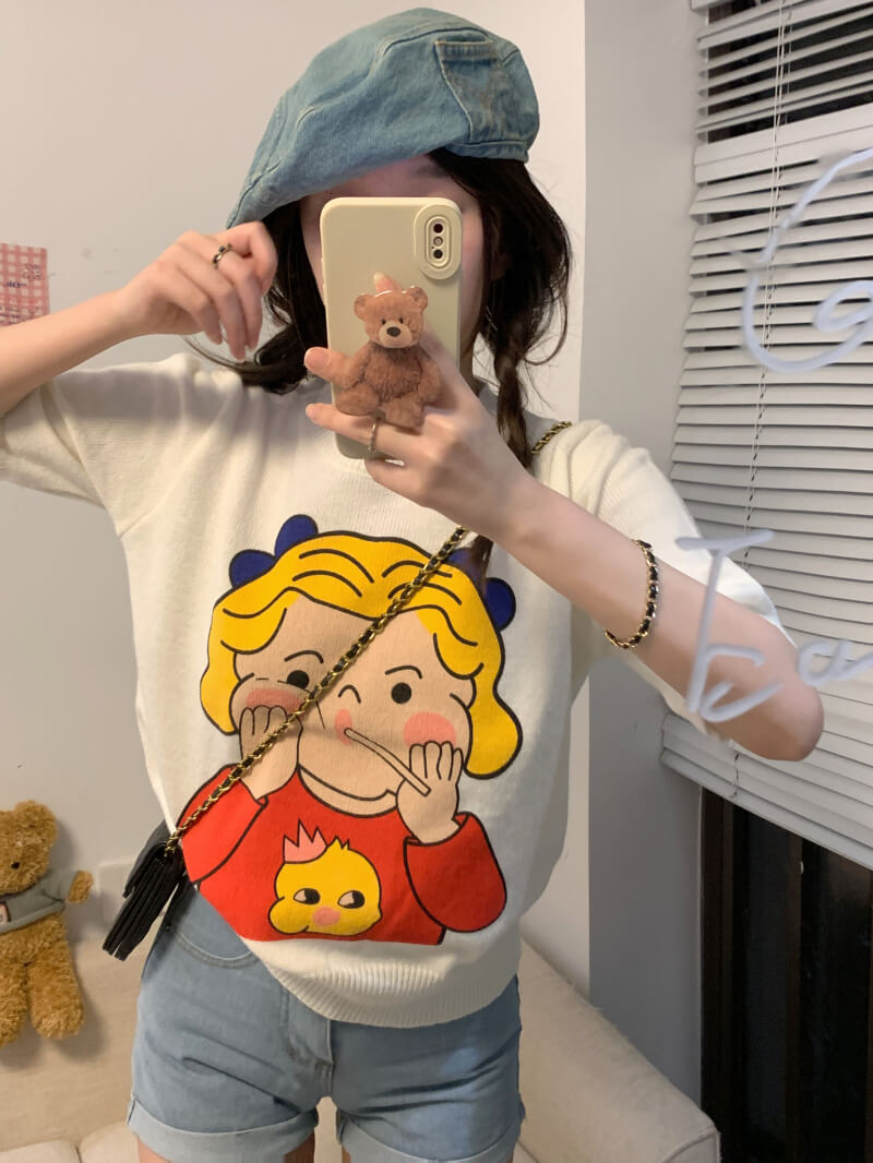 Cartoon girl print slim fit cropped tee, cute Japanese-style knit t-shirt for petite girls by OOTDAY
