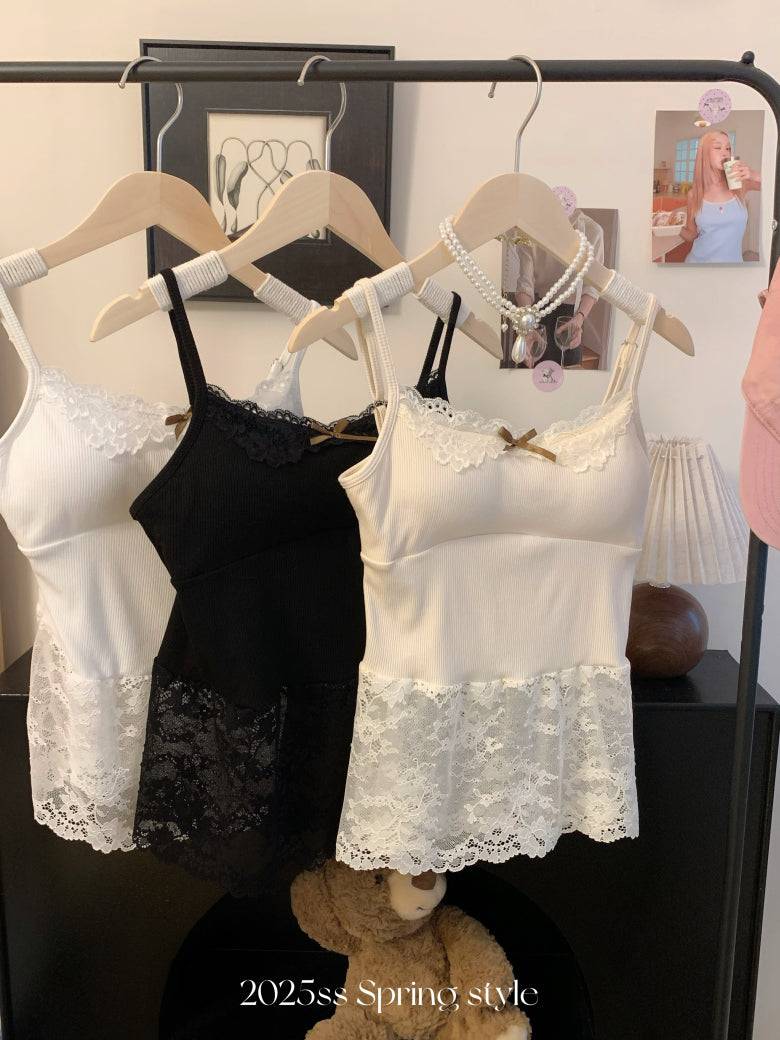 OOTDAY lace camisole with bra pads, sweet sultry tank top, white lace trim vest for girls, built-in bra summer layering piece, Korean sweet girl camisole