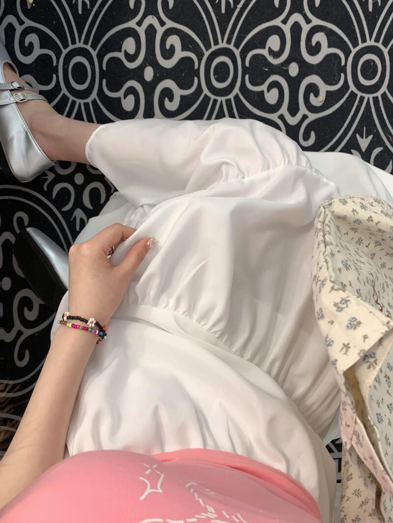 OOTDAY Sweet Preppy A-Line Skirt for Women – Mid-Length Gathered Summer Skirt in Black and Cream White