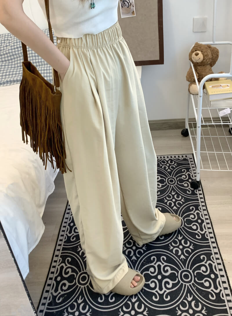 OOTDAY ice silk wide-leg pants, Japanese summer trousers for women, minimalist crinkle pants, high waist loose pants, pastel wide leg trousers 2025